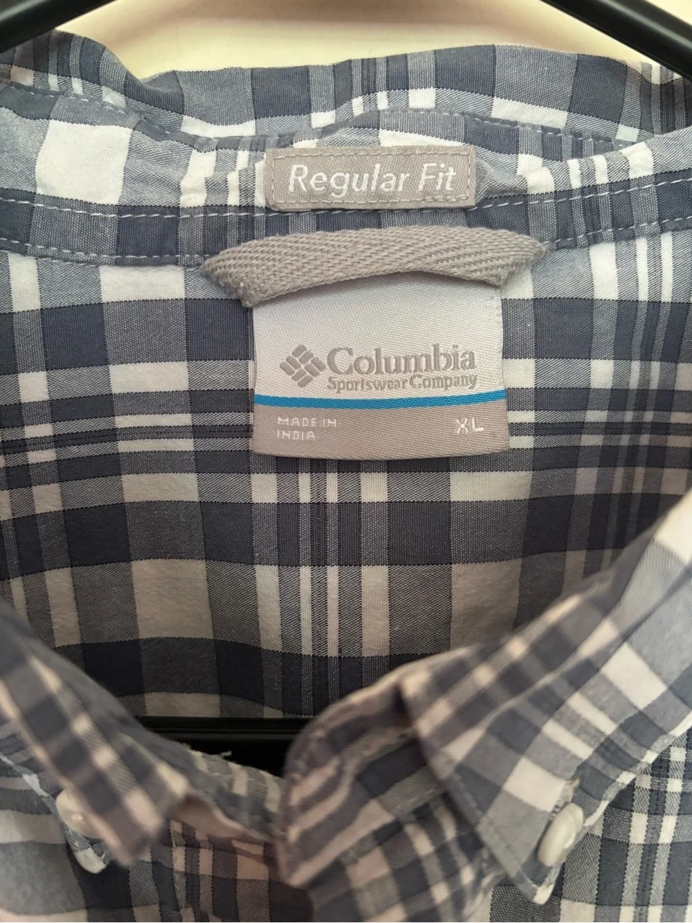 Columbia Men's Button-Down Plaid Shirt - Gray & White